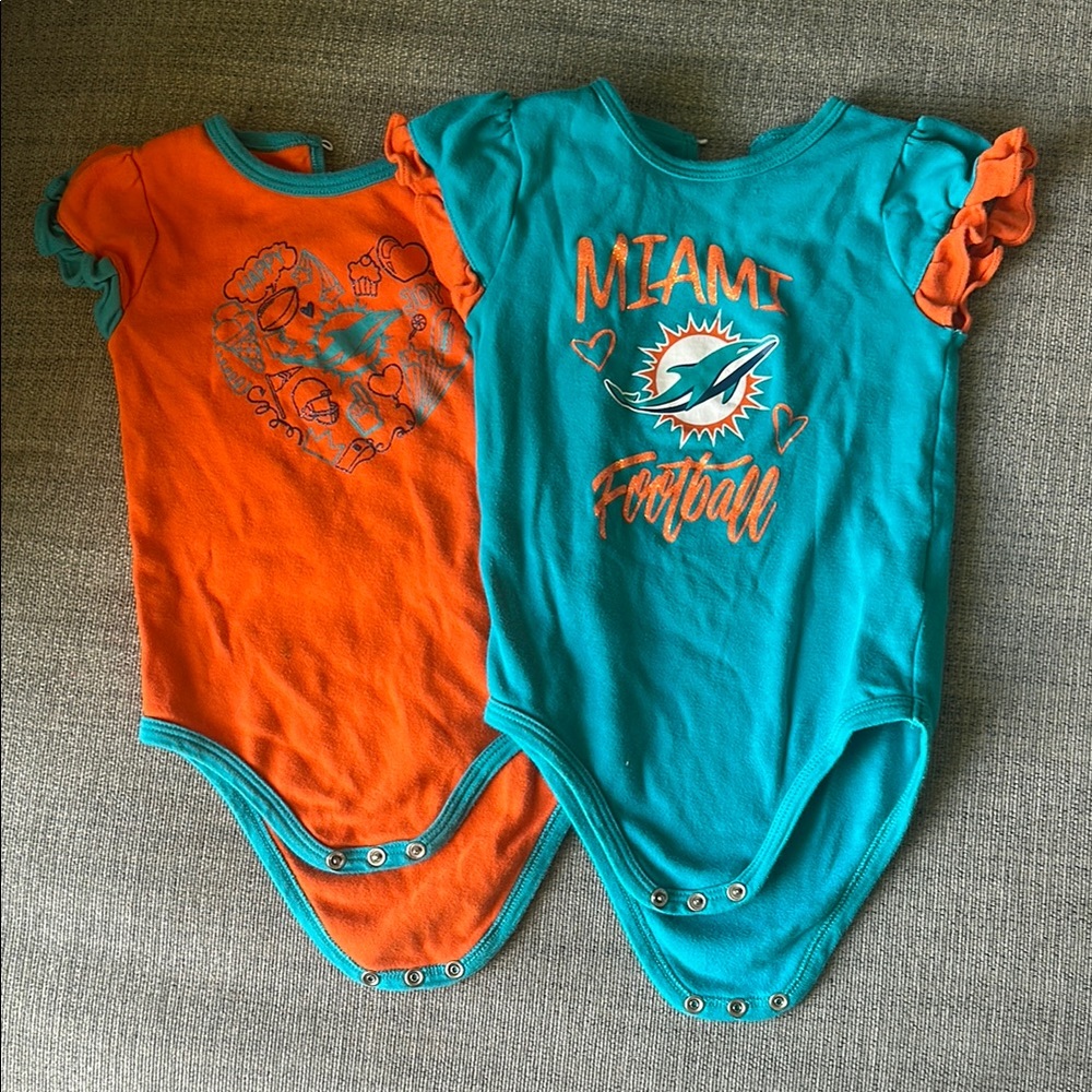 Bodysuits for little Dolphins fans